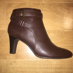 Chaps Cassady Women’s High Heel Ankle Boot